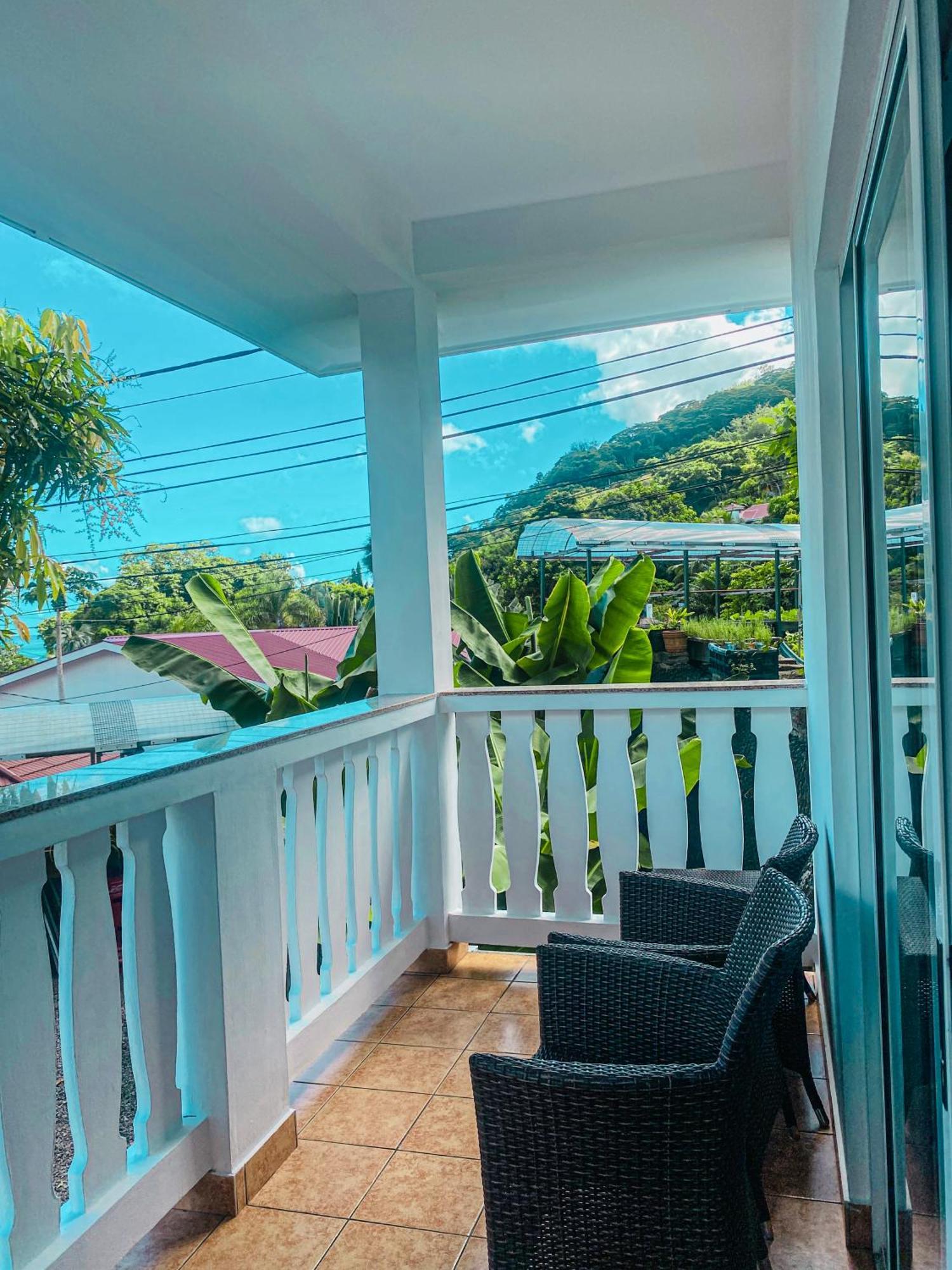 Divers Lodge Guest House Beau Vallon  Eksteriør billede