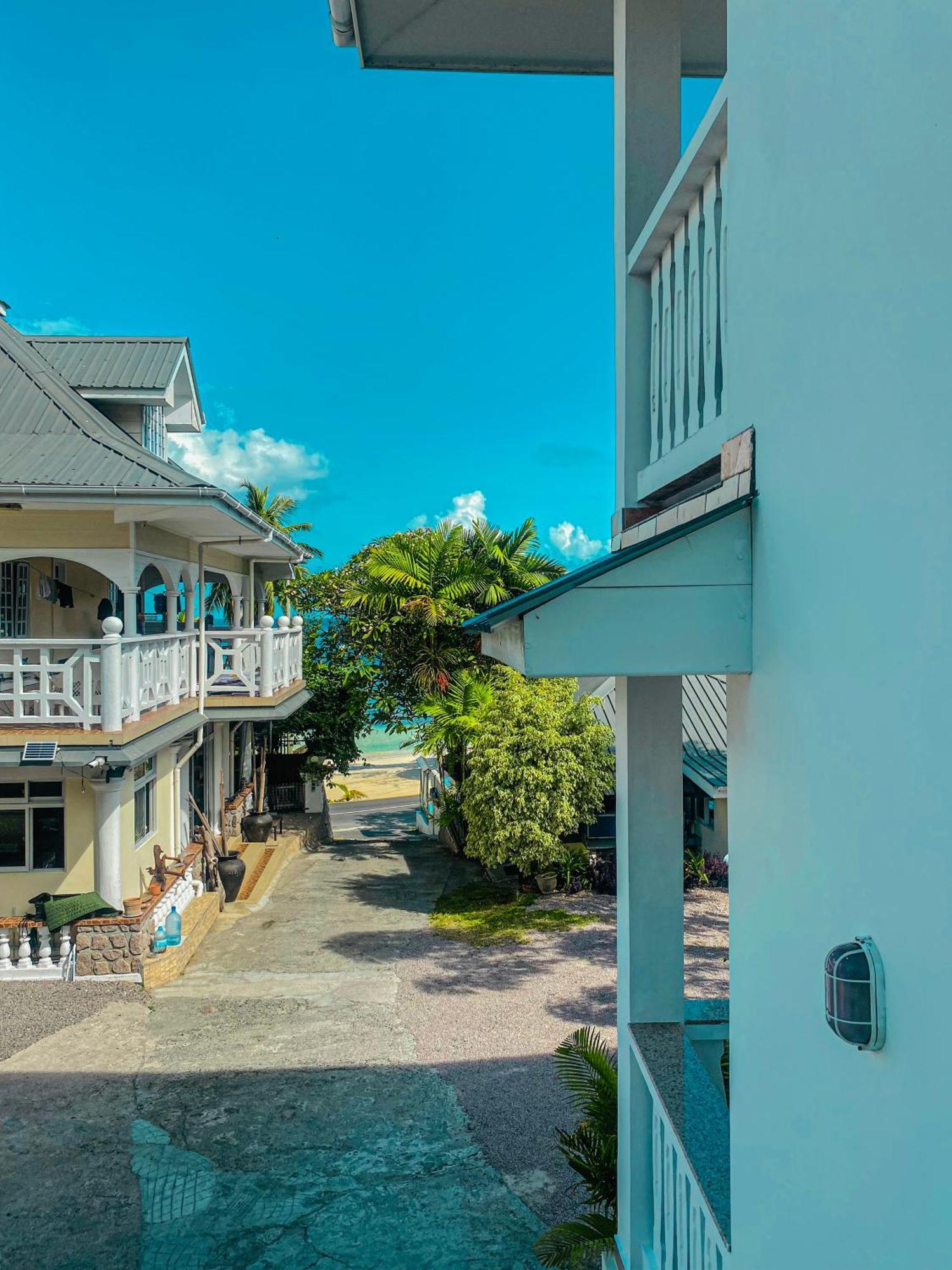 Divers Lodge Guest House Beau Vallon  Eksteriør billede