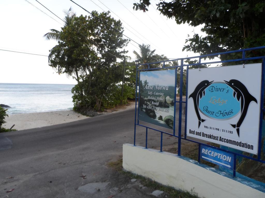 Divers Lodge Guest House Beau Vallon  Eksteriør billede