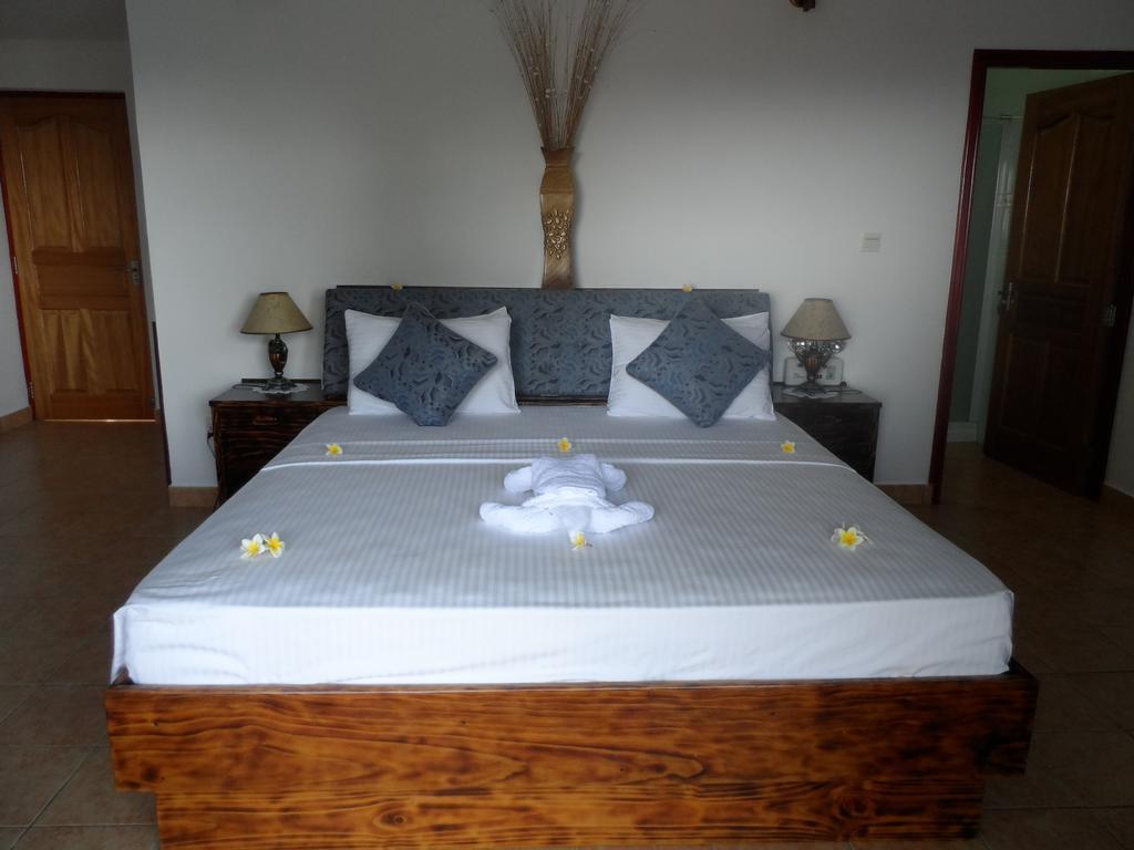 Divers Lodge Guest House Beau Vallon  Eksteriør billede